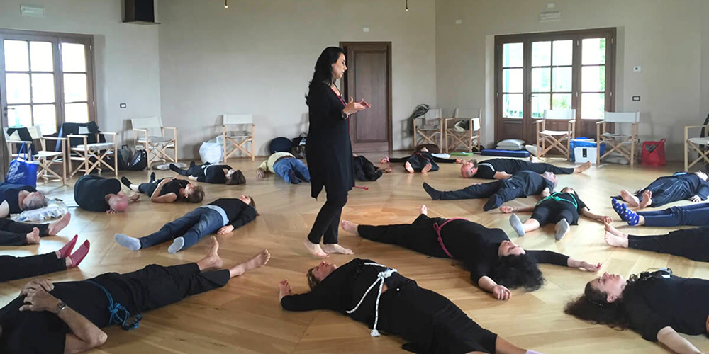 Iscrizioni e modalità di cancellazione del corso Benedizioni e Maledizioni Genealogiche – Costellazioni Familiari Crearmoniche con Alba Sali